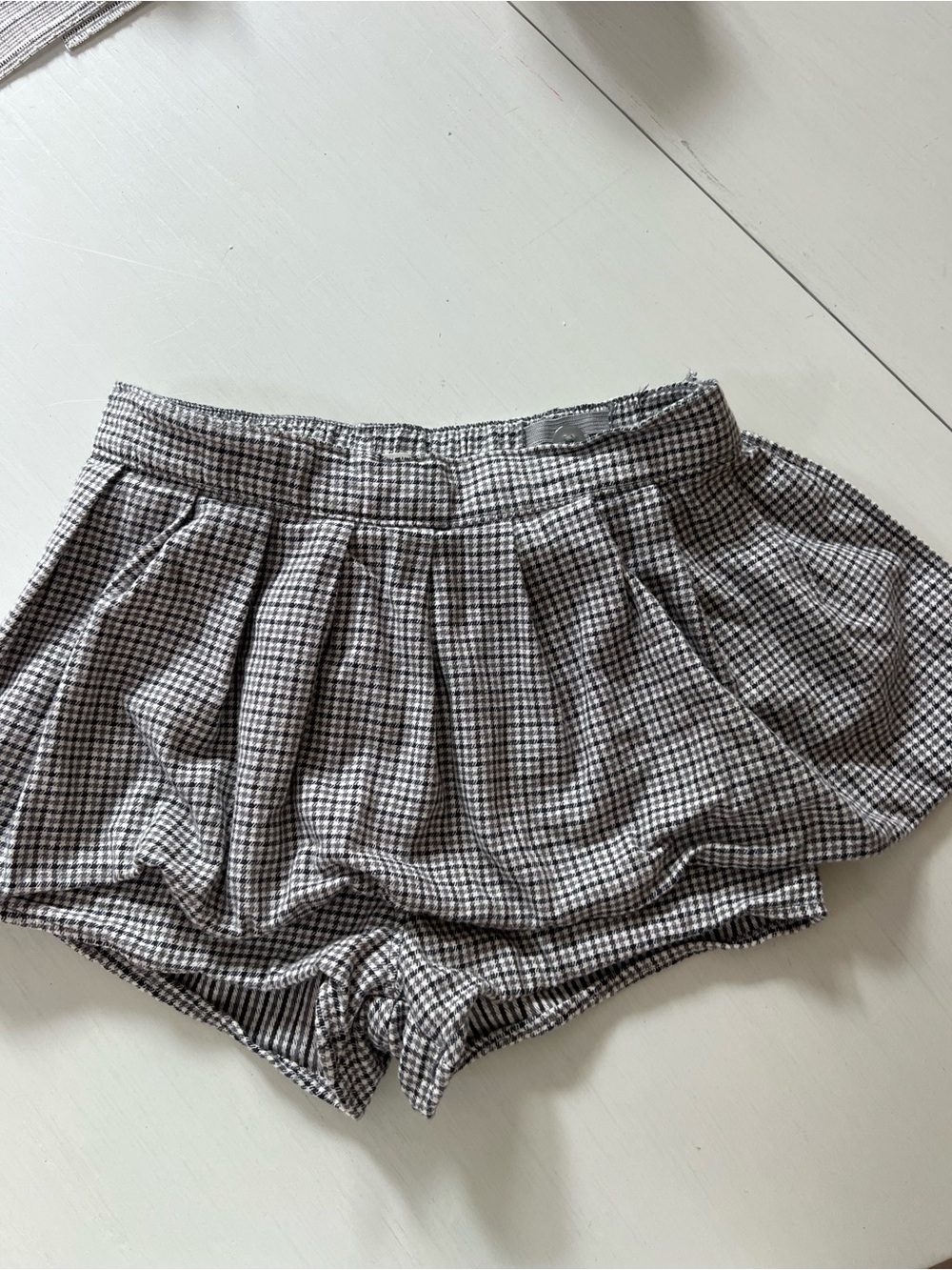 H&M Black brown and White Gingham Pleated Skort- Never worn
